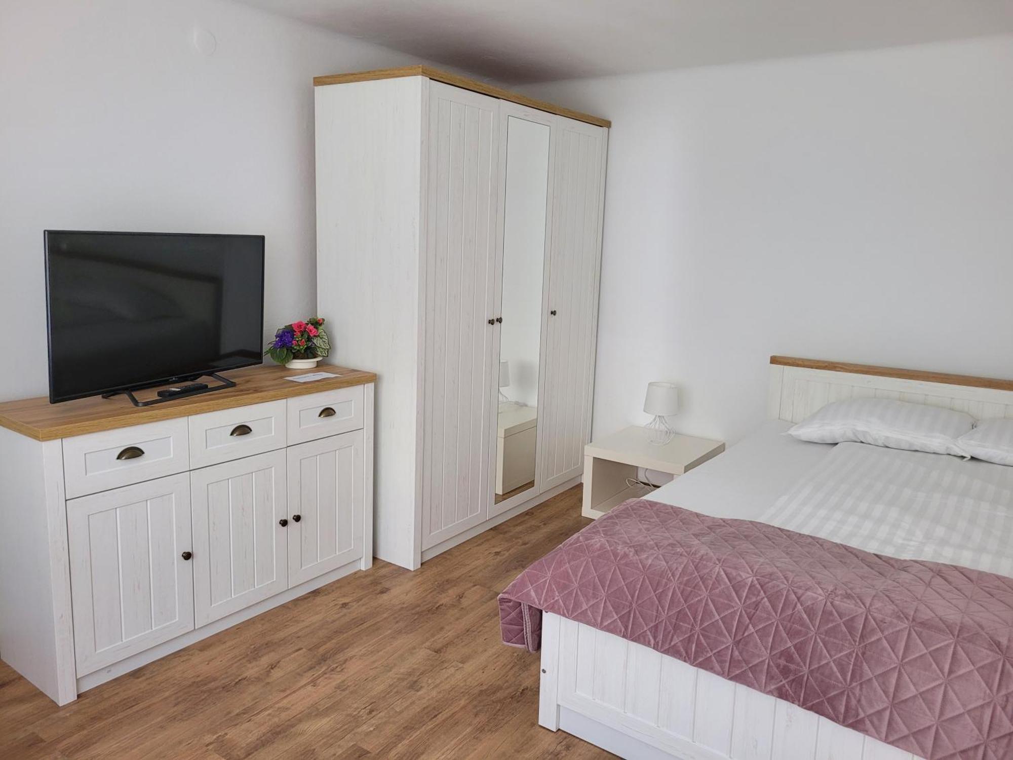 Two-Bedrooms Apt Sibiu Luaran gambar